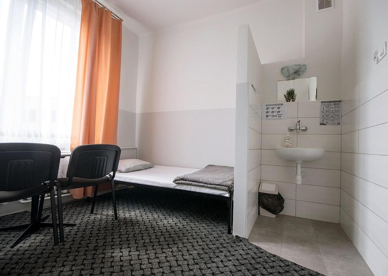 Noclegi Podzamcze Pttk แชมิตช์ ภายนอก รูปภาพ